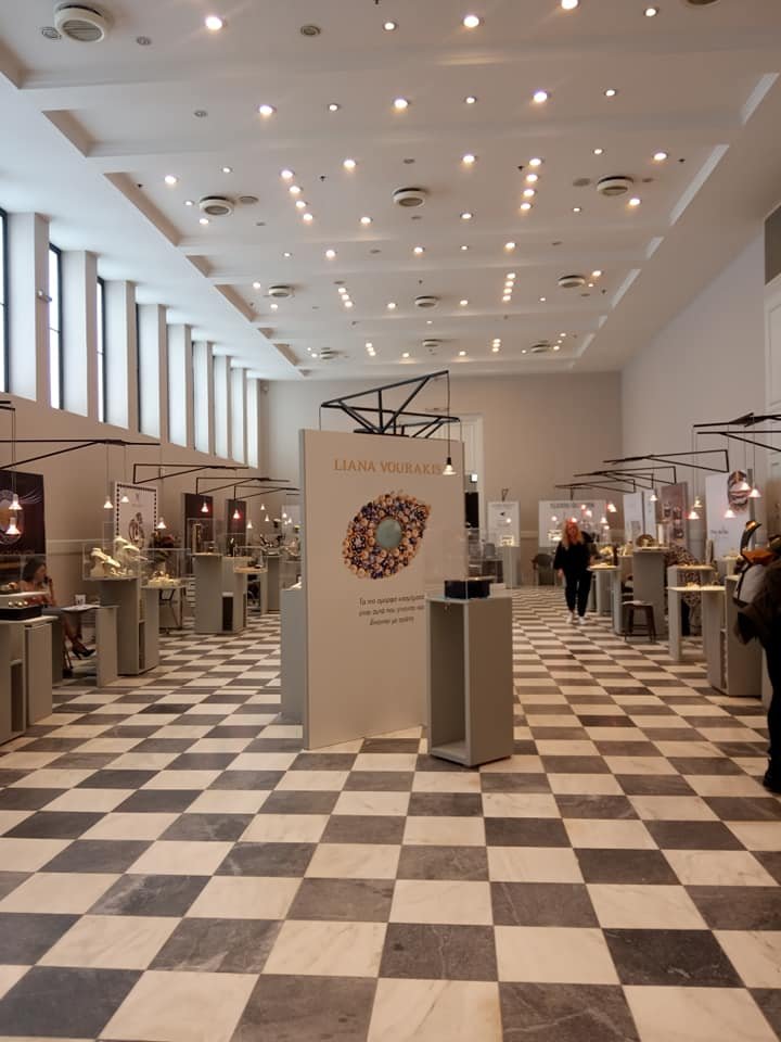 Handmade Jewelry Technician