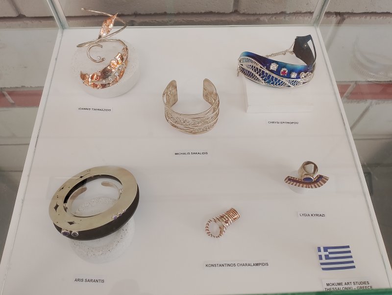 Handmade Jewelry Technician