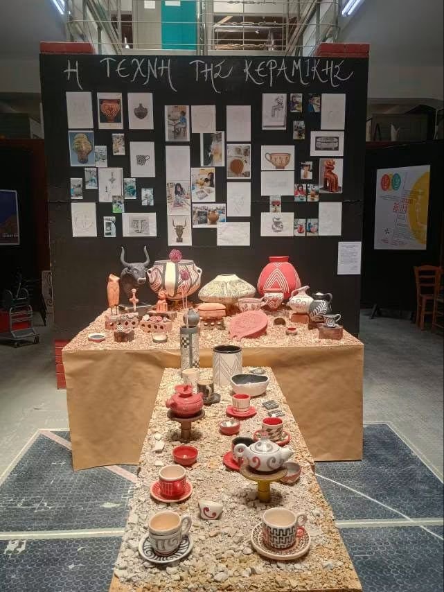 Ετήσια Έκθεση Σπουδαστικών Εργασιών & Πανευρωπαϊκή Περιοδεύουσα Έκθεση Κοσμήματος στην ΙΣΑΕΚ (ΙΙΕΚ) Δήμου Βόλου