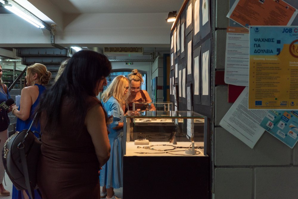Εγκαίνια της Πανευρωπαϊκής Περιοδεύουσας Έκθεσης Κοσμήματος του Ευρωπαϊκού Κοινοβουλίου Σχολών Αργυροχρυσοχοΐας P.L.E., στην ΙΣΑΕΚ Δήμου Β�