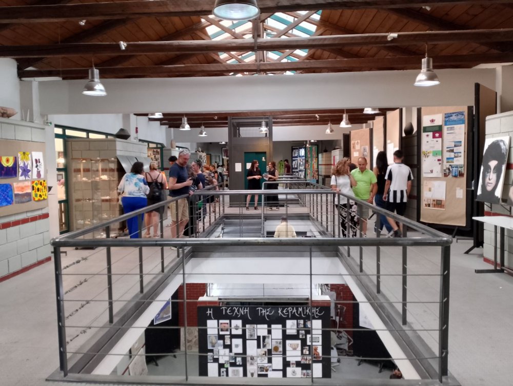 Εγκαίνια της Πανευρωπαϊκής Περιοδεύουσας Έκθεσης Κοσμήματος του Ευρωπαϊκού Κοινοβουλίου Σχολών Αργυροχρυσοχοΐας P.L.E., στην ΙΣΑΕΚ Δήμου Β�